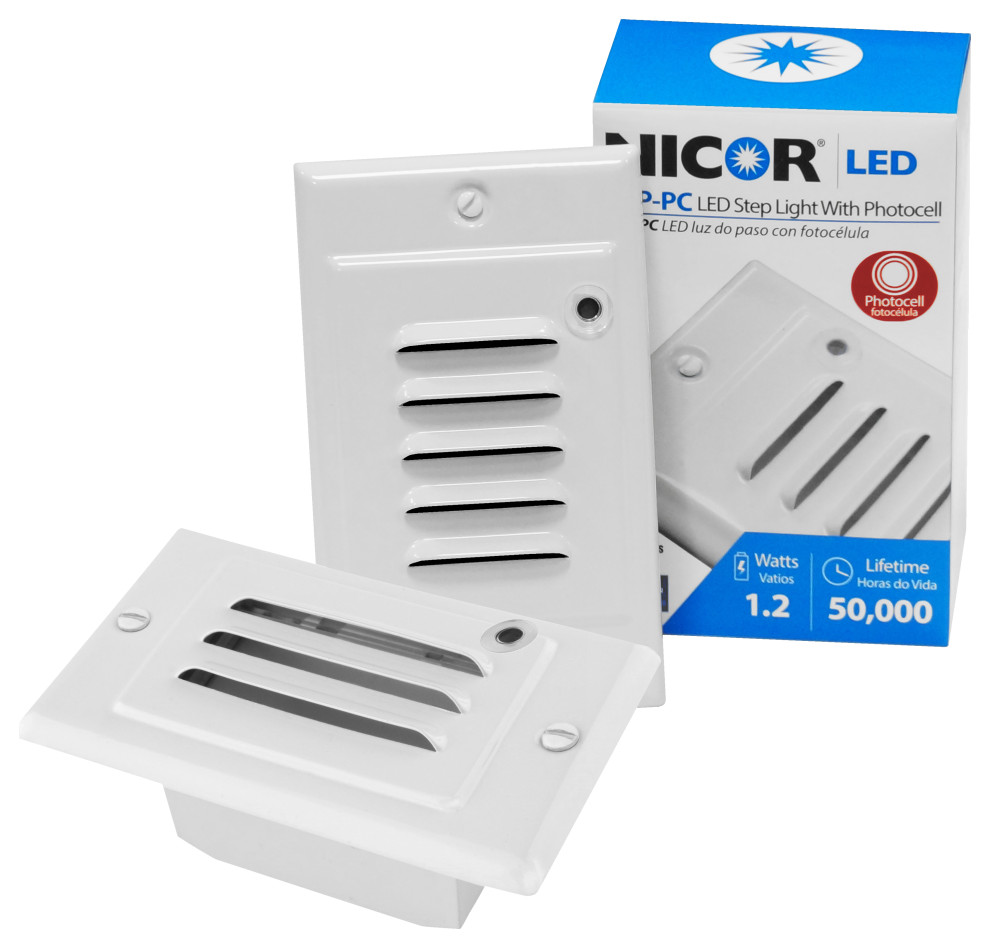 NICOR LED Step Light W/ Photocell Sensor/Vertical Faceplate, White