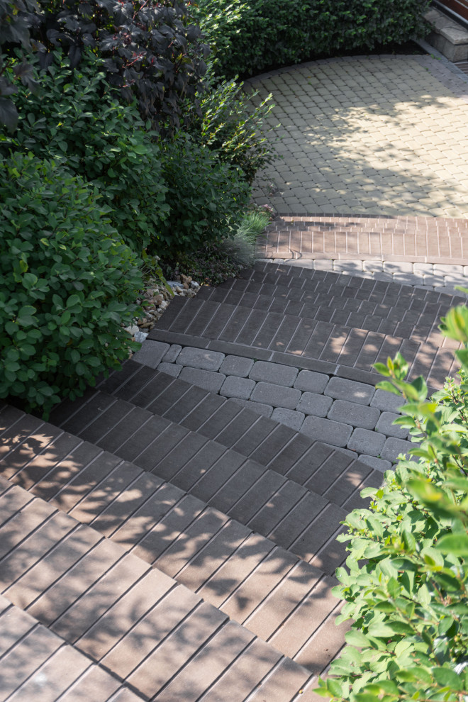 Сад на крутом склоне