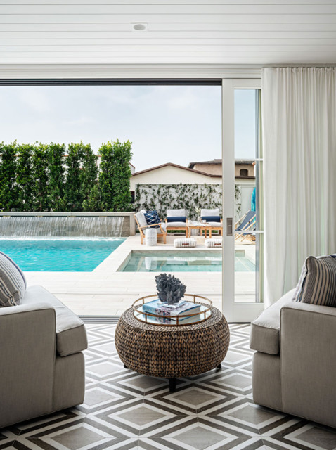 TRANSITIONAL POOL maritim-pool