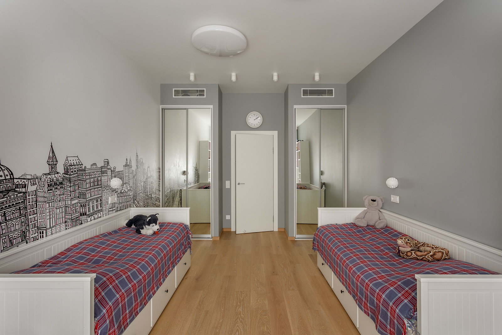 Квартира в Наставническом пер.