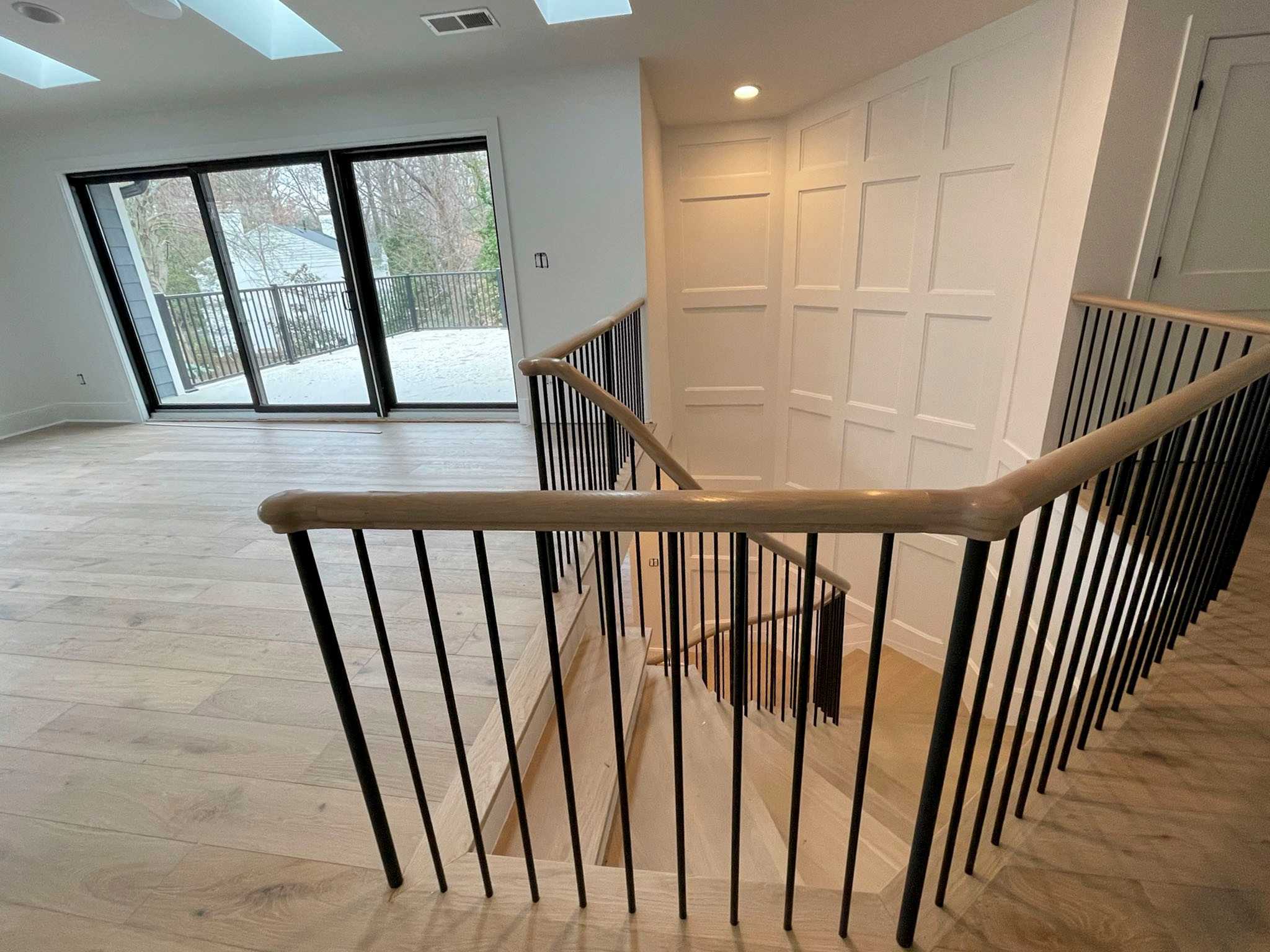 100_Hexagonal Floating-Staircase, Bethesda MD 20817