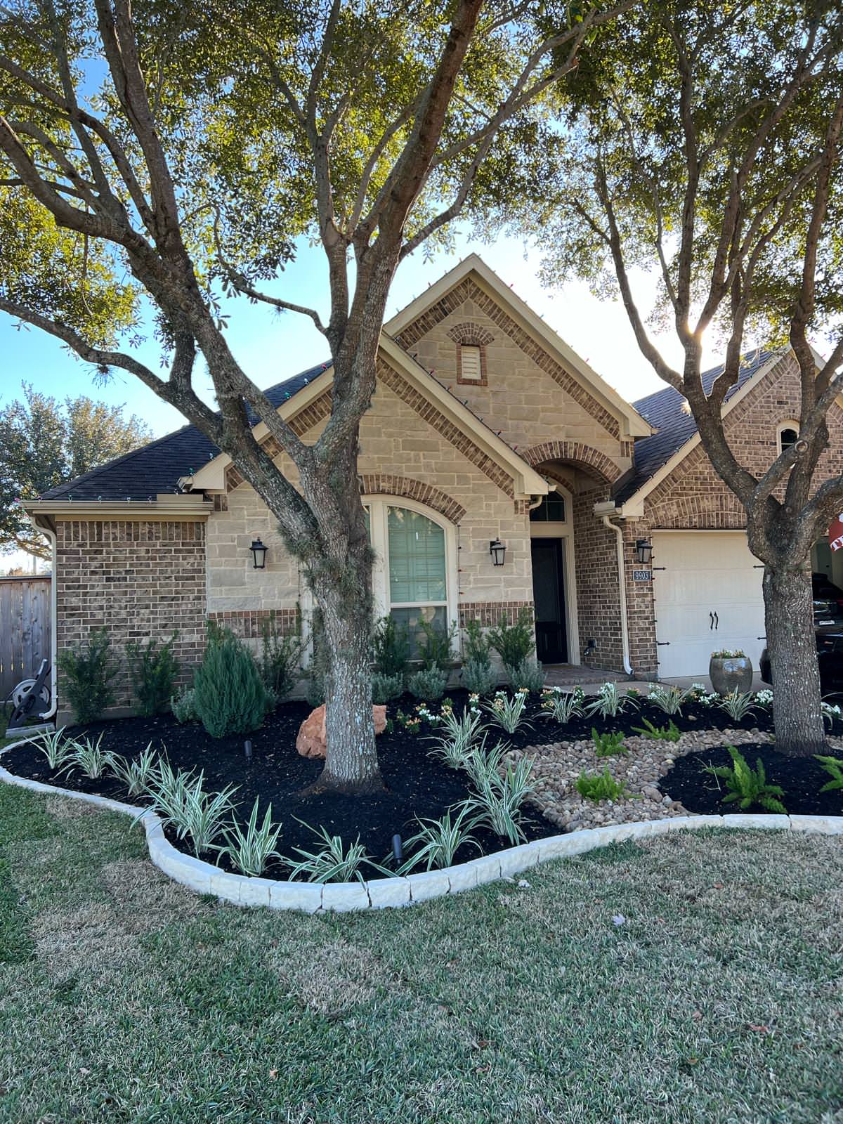 Putting Green, Backyard Paradise and Front yard Makeover in Fulshear!