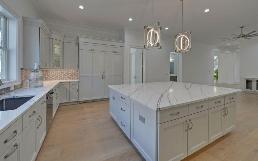 Kitchen - transitional kitchen idea in Atlanta with ceramic backsplash