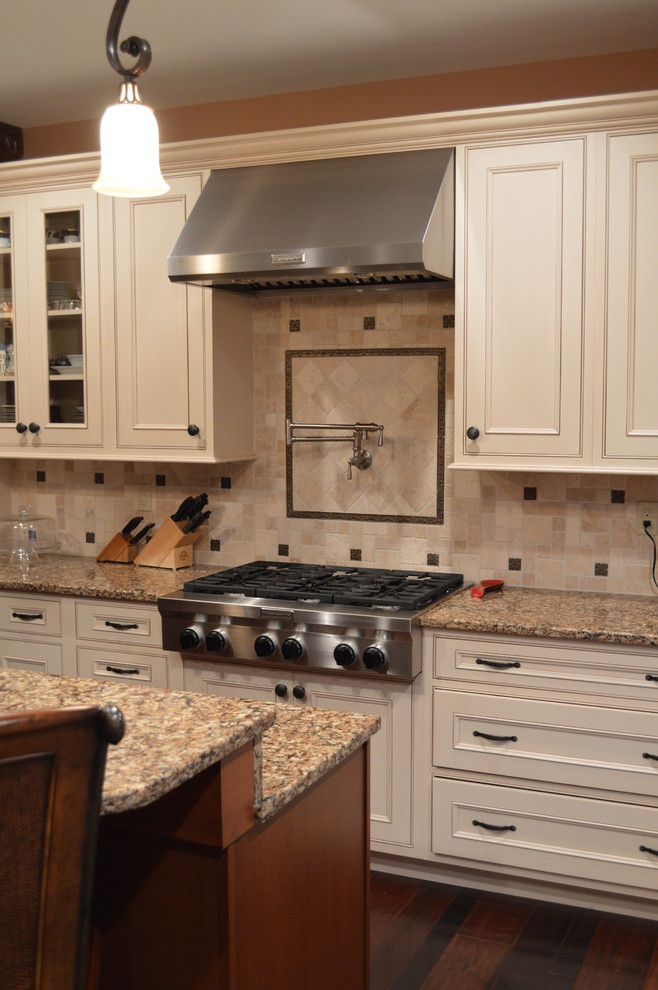 Andover Project Traditional Kitchen Newark by Blue Ridge
