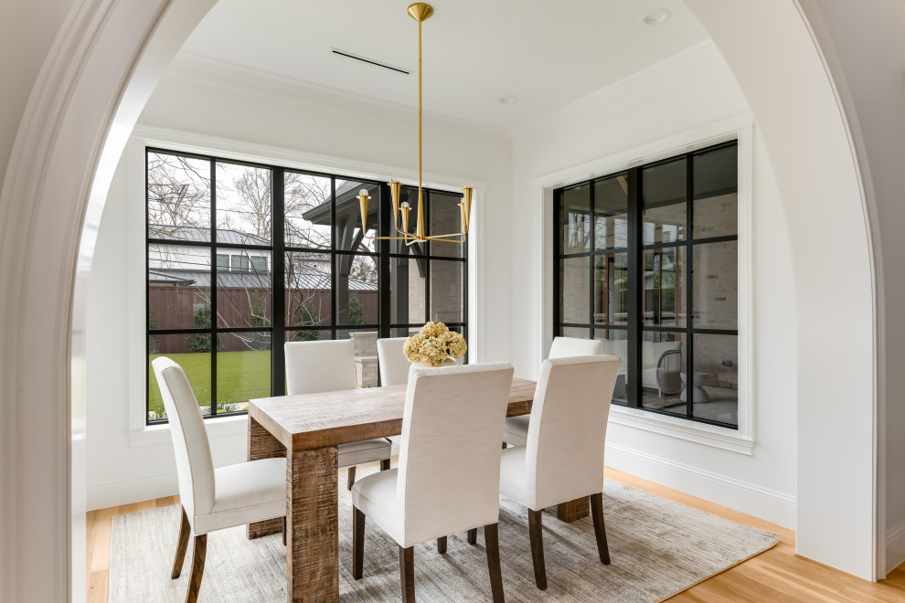 Inspiration for a transitional dining room remodel in Dallas