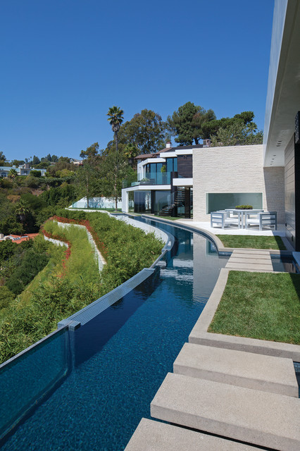 Laurel Way contemporary-swimming-pool-and-hot-tub
