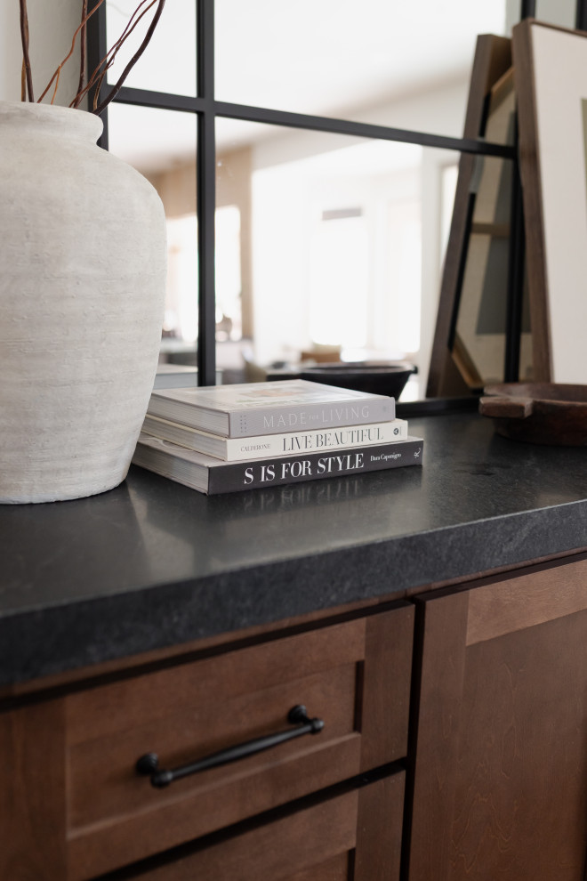 Inspiration for a transitional home design remodel in Phoenix
