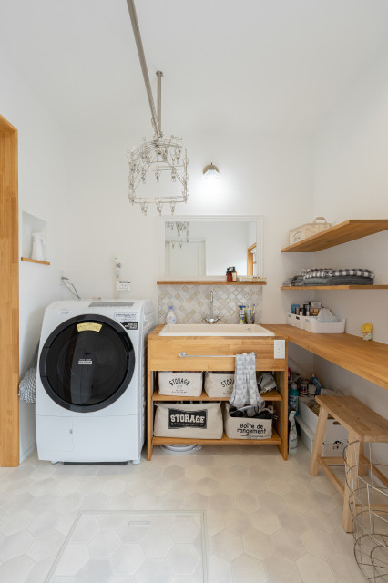 アパレル店員の奥様がこだわった、シャビーシックなお家 country-bagno-di-servizio