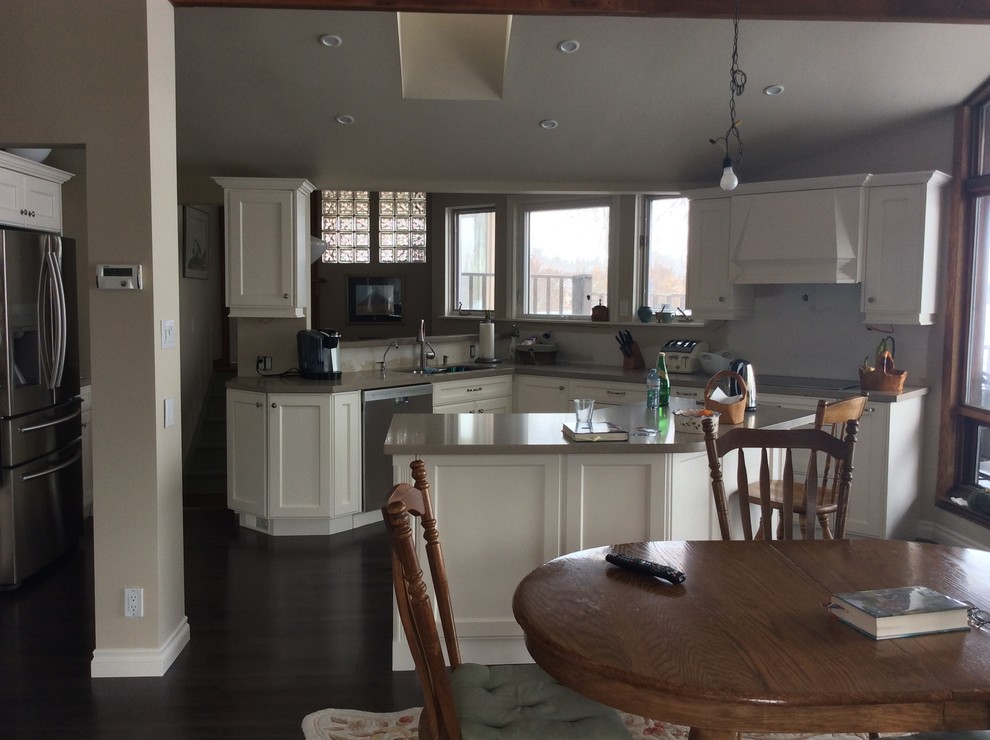 Newly renovated kitchen/dining/sitting room