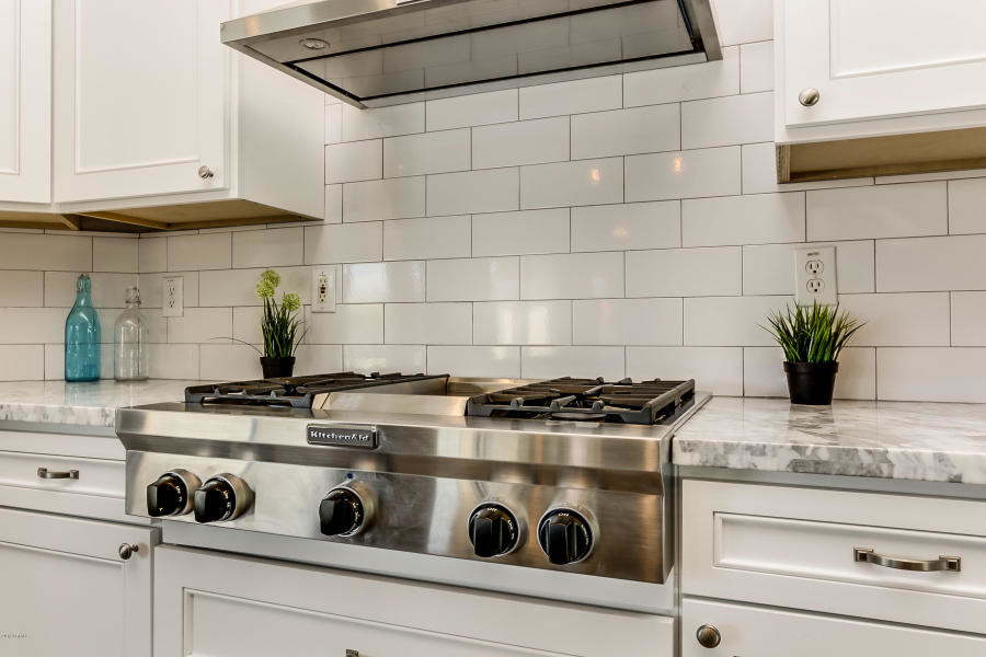 Kitchen - kitchen idea in Phoenix