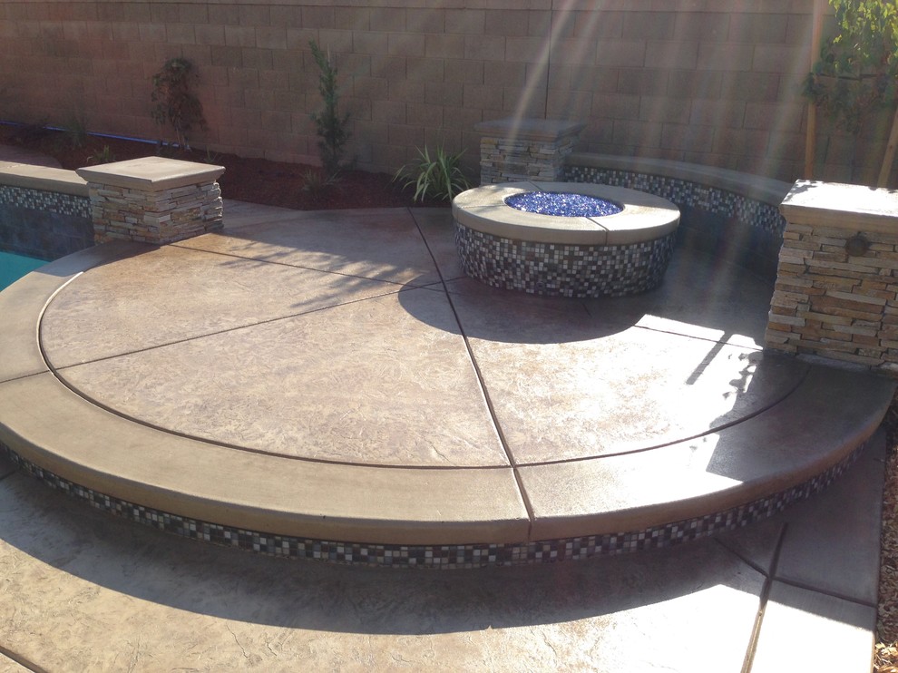 Modern Mediterranean, Roseville