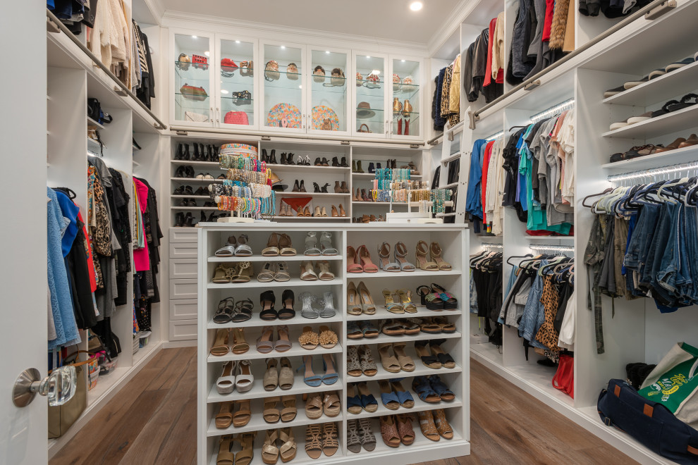 Parkland Estates Modern Coastal - Beach Style - Closet - Tampa - by ...