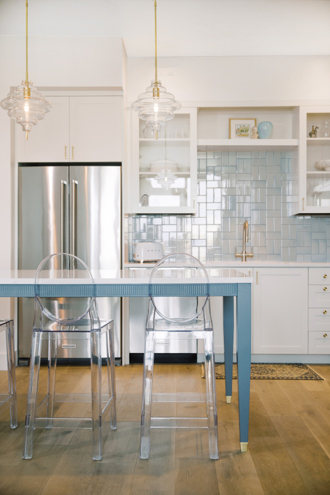 Example of a transitional kitchen design in Austin