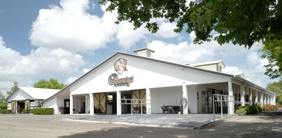Polo Barn - Wellington , FL