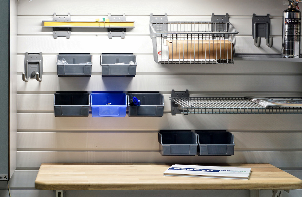 Как нам обустроить гараж