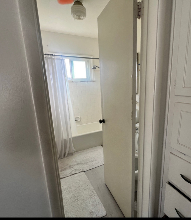 Avenue A - triplex - Back Units