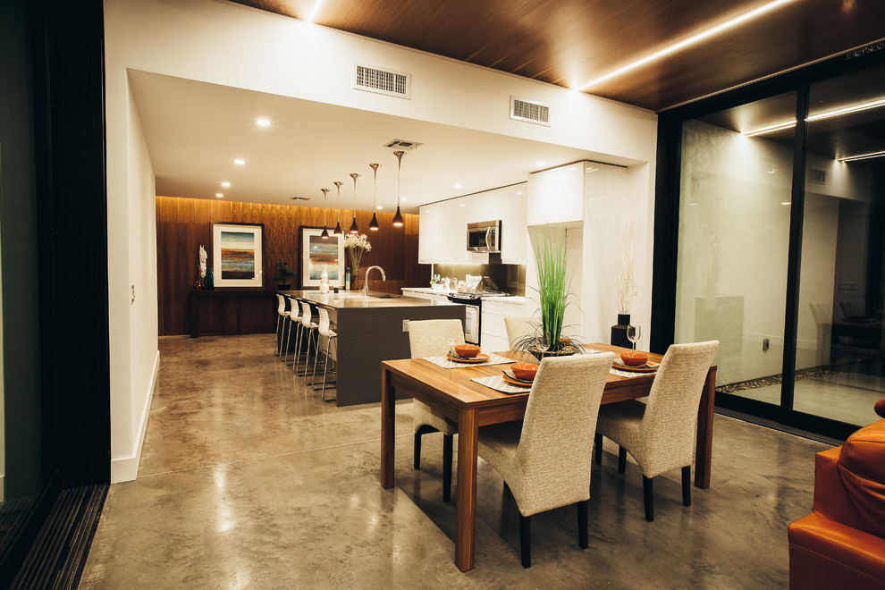 Home design - modern home design idea in Phoenix