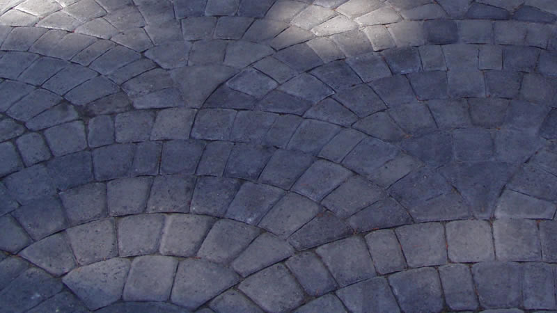 HARDSCAPE PATIOS | PATHWAYS | DRIVEWAYS