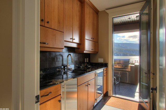 Traditional mediterranean-kitchen
