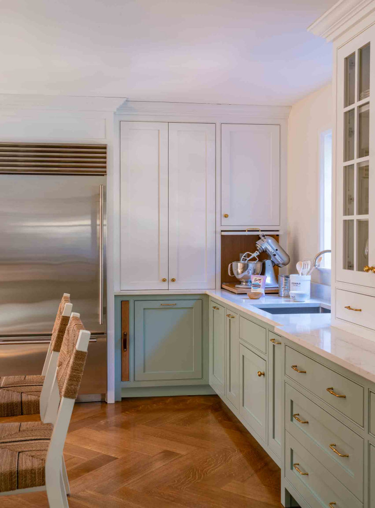 Kitchen - kitchen idea in Boston