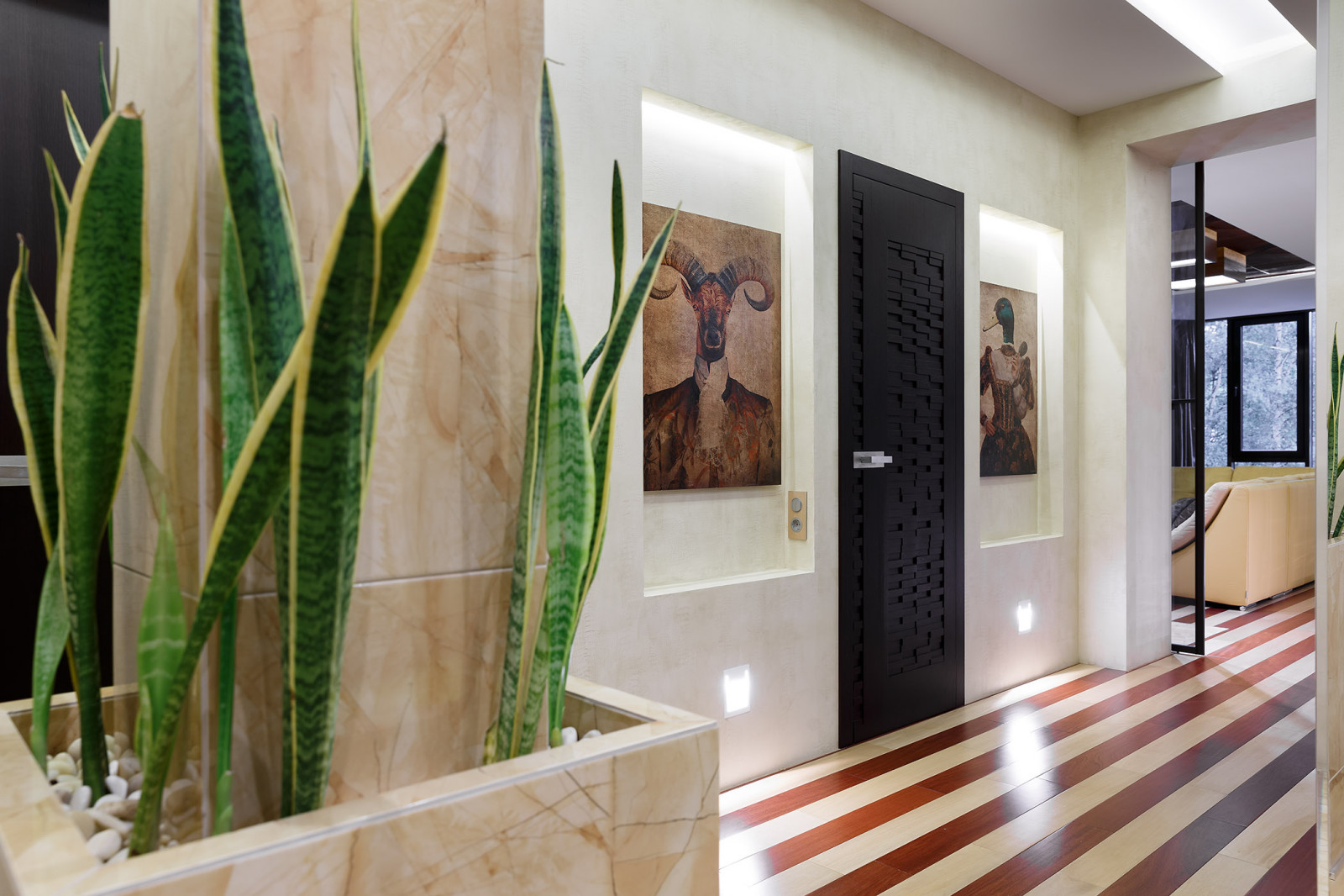 Фитостена в квартире, Коломяги