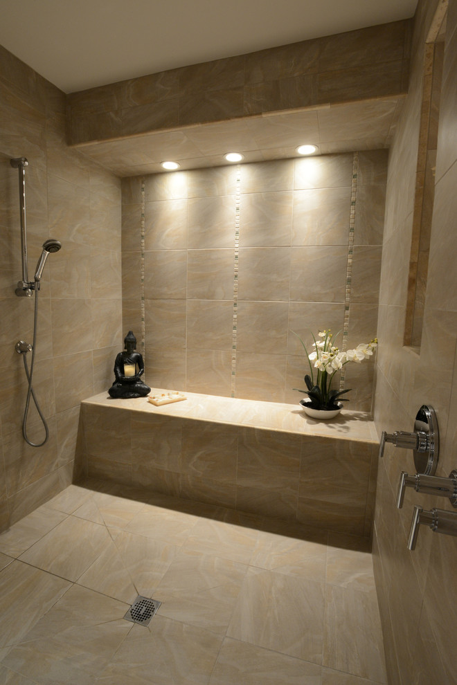 This is an example of a contemporary bathroom in Wilmington.