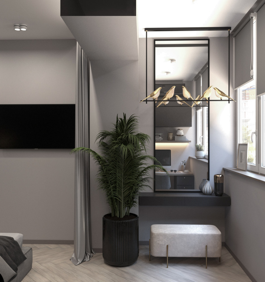 Просторная квартира в синими стенами