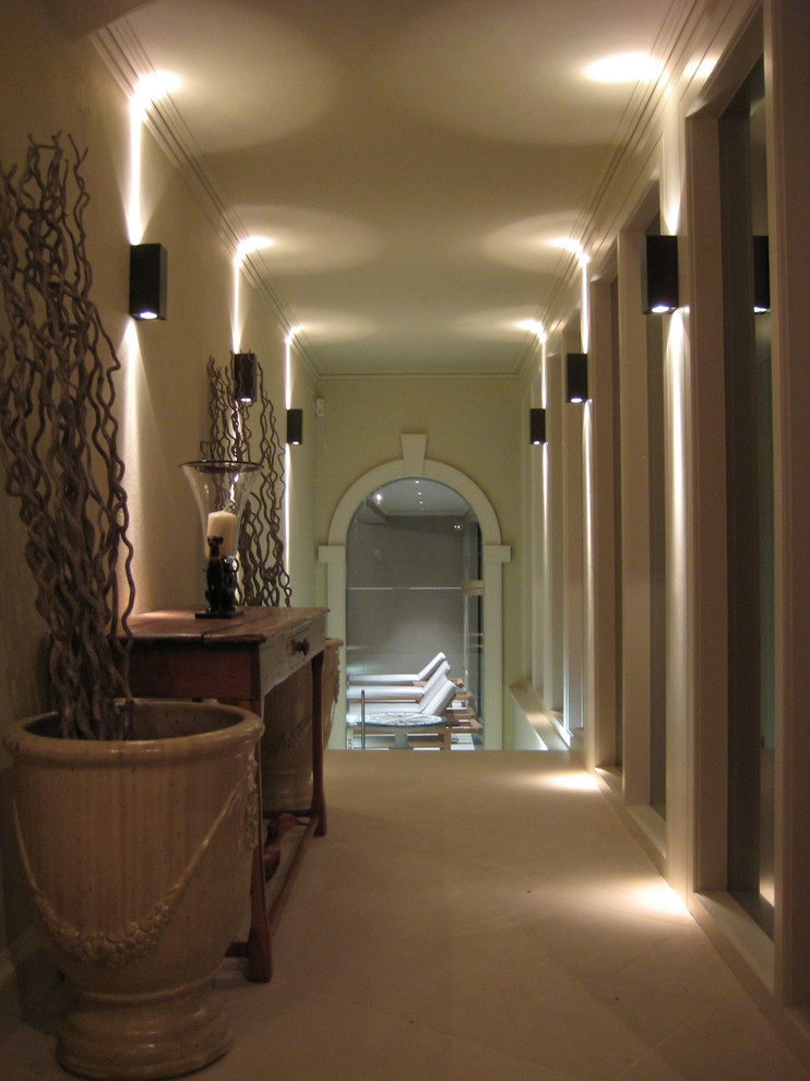 Photo of a mediterranean hallway in London.