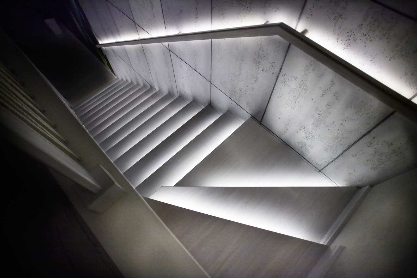 Подсветка лестниц