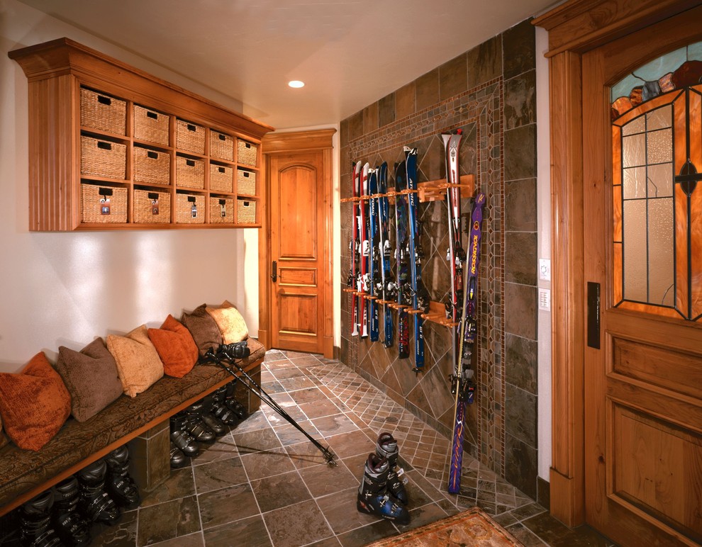 Inspiration for a traditional mudroom in Salt Lake City with a single front door.