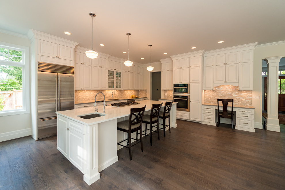 Kitchen - transitional kitchen idea in Seattle