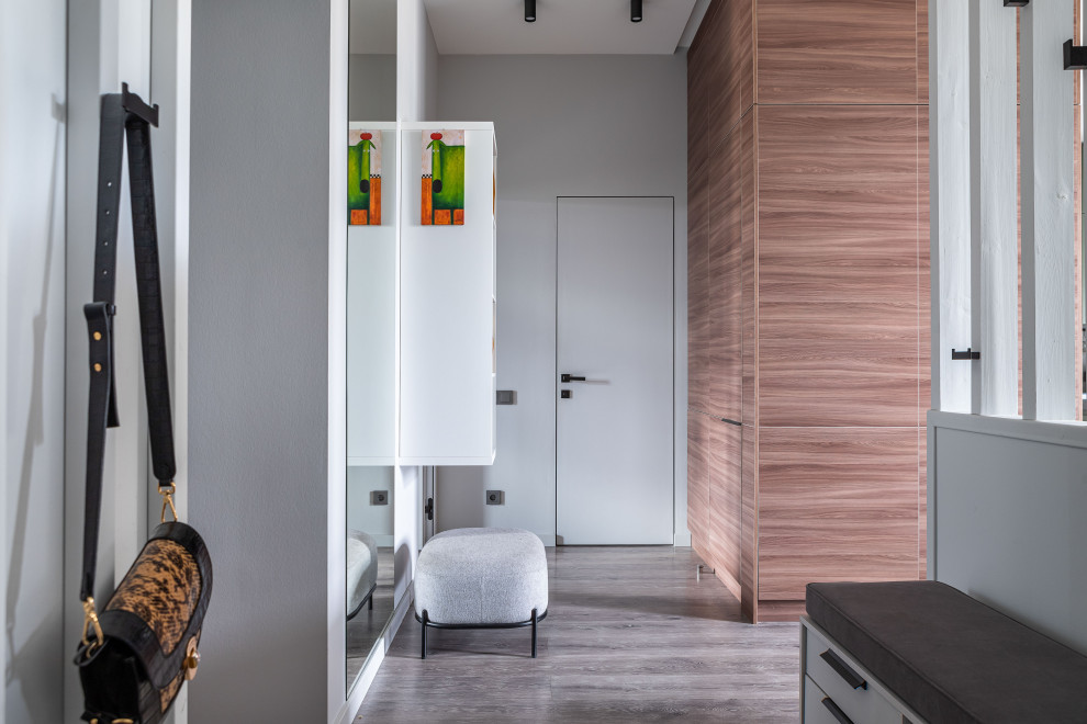 КВАРТИРА С ЯРКИМИ АКЦЕНТАМИ В СТАРОМ ФОНДЕ