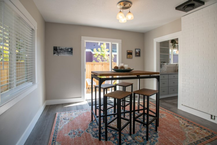 Tiny Craftsman Staging - Downtown, Bend