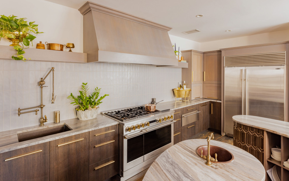 Kitchen - transitional kitchen idea