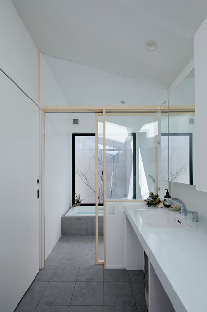 上田町の家 minimalistisch-gaestetoilette