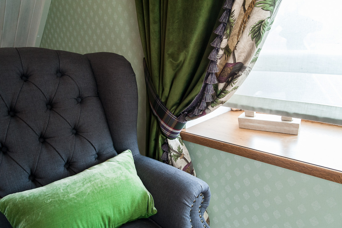 Дом с камином