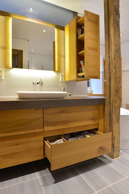 Badem&ouml;bel contemporaneo-stanza-da-bagno