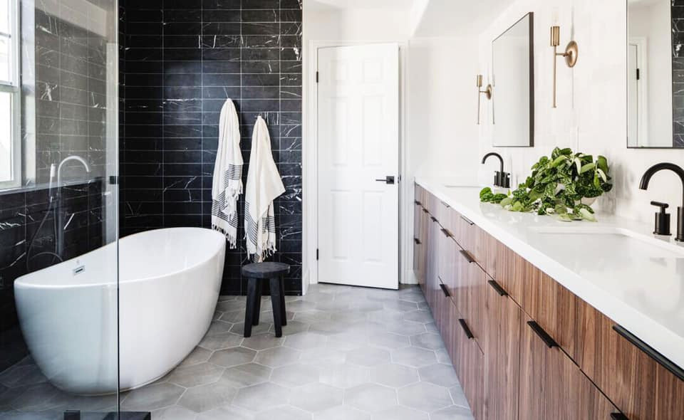Bathroom - bathroom idea in San Diego