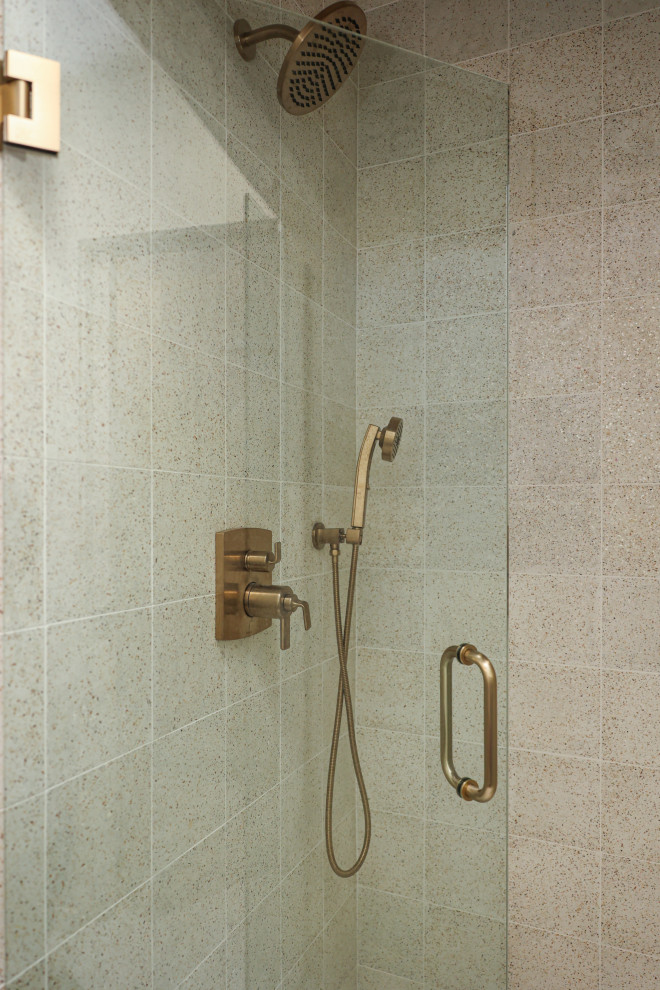 Home design - transitional home design idea