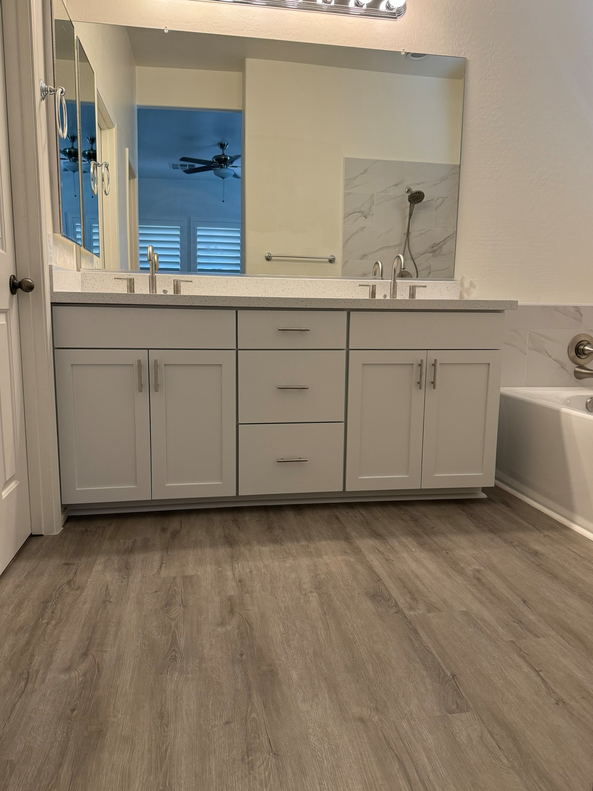 Kitchen and Bathroom White Shaker Reface