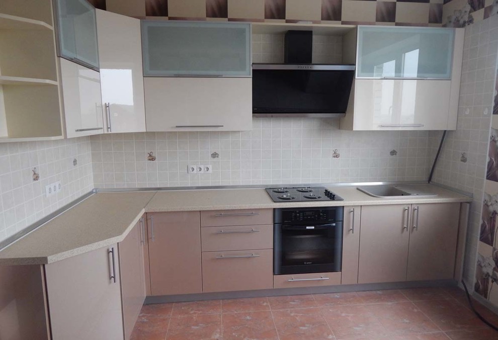 Кухни с фасадами из пластика