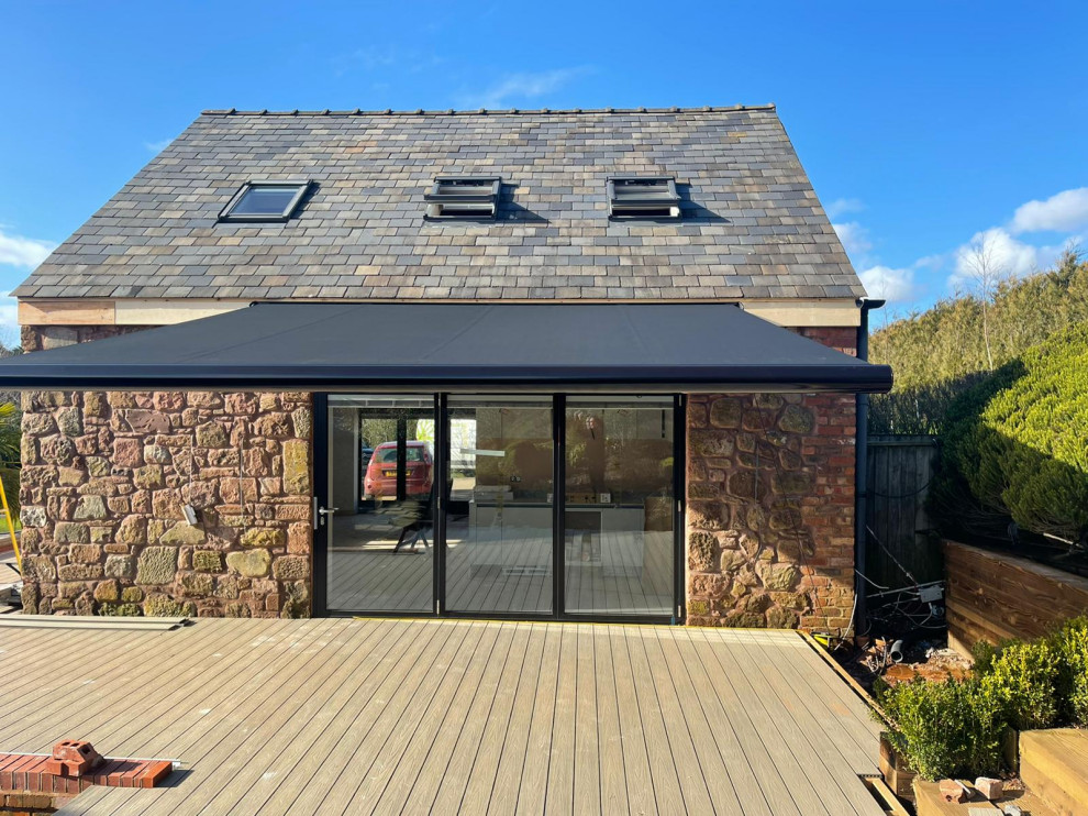 Garage Conversion to Man Pad