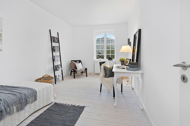 Frederiksundsvej scandinavian-bedroom