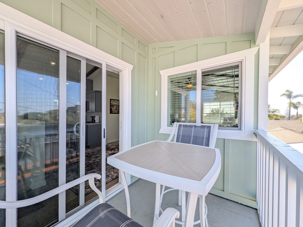 ADU 630 S.F. (above Garage) in Pacific Beach
