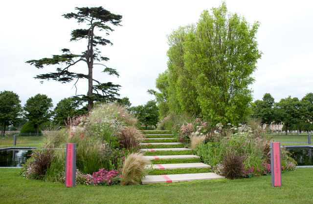 Hampton Court Flower Show country-landscape