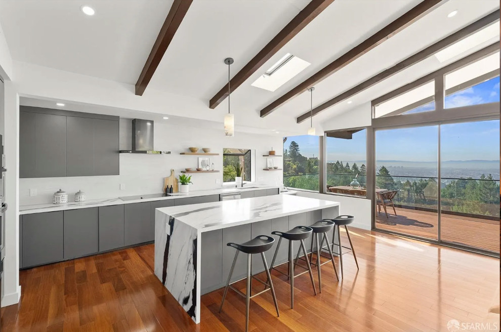 Open Concept Cathedral Kitchen