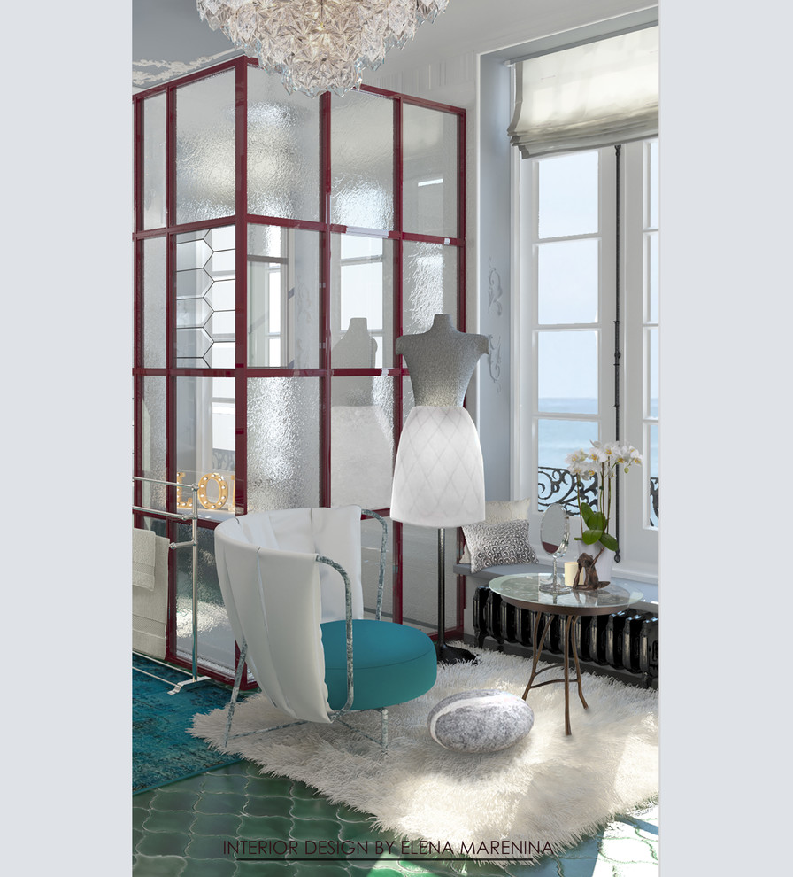 Ванная комната с высокими потолками