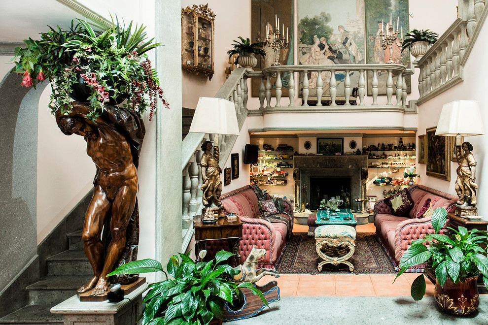 Inspiration for an eclectic family room in Rome.