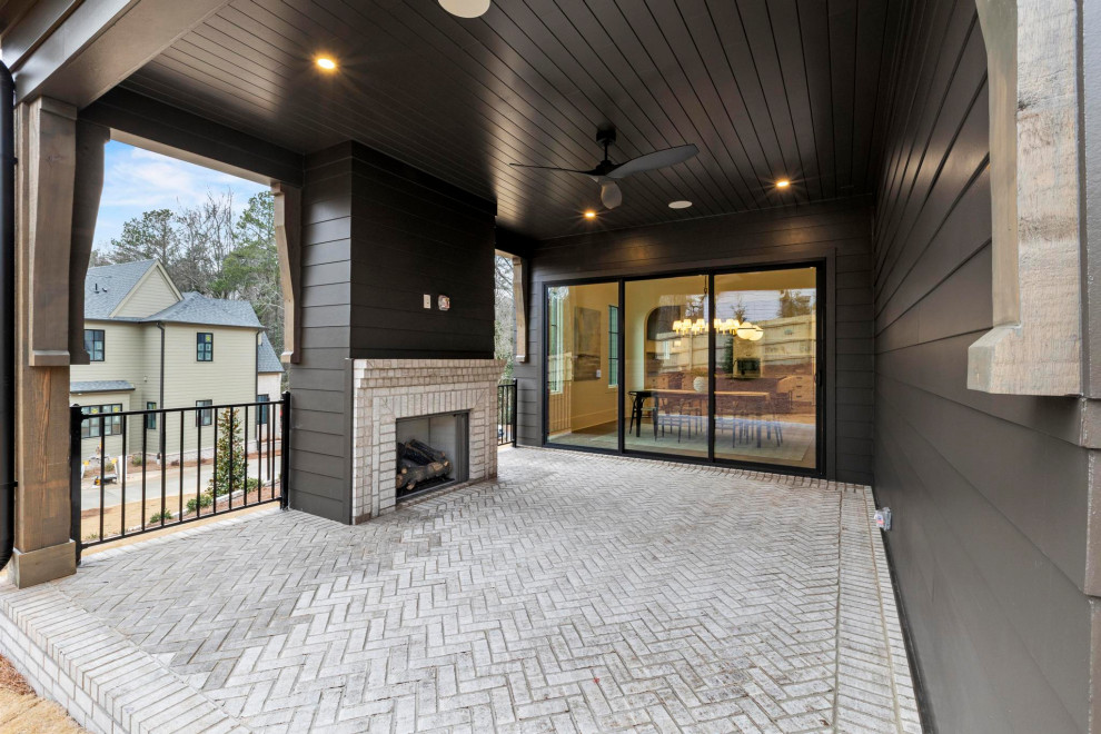 56 Pine St