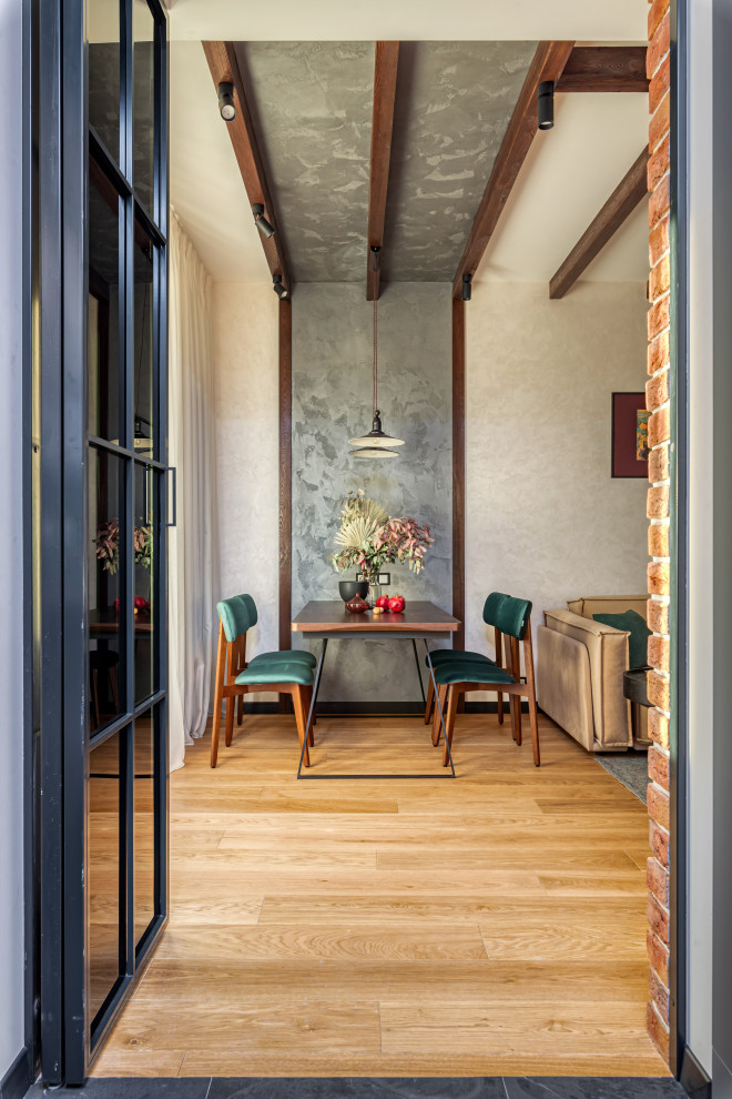 Трехкомнатная квартира в центре Москвы